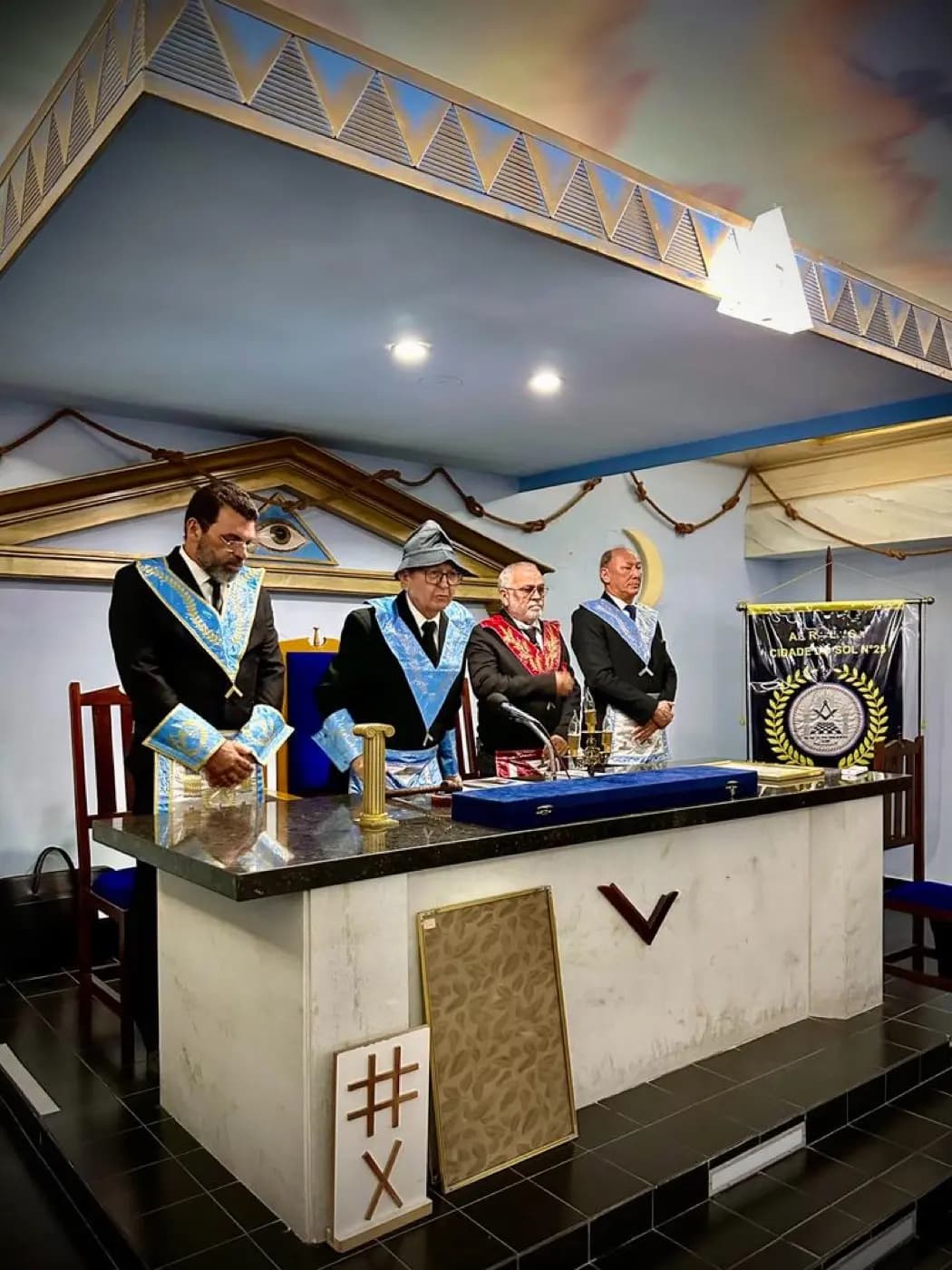 Registro fotográfico: SESSÃO CONJUNTA NO TEMPLO DA ARLS CIDADE DO SOL (GLERN)