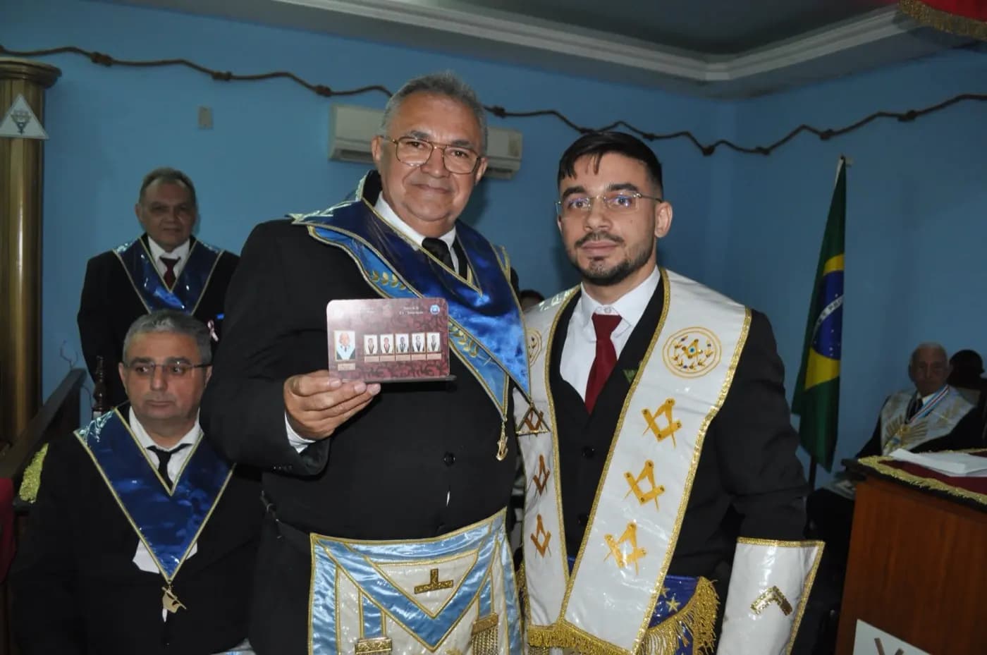 Registro fotográfico: SESSÃO MAGNA PÚBLICA ALUSIVA AO 10º ANO DE FUNDAÇÃO DA ARLS UNIVERSITÁRIA POETA RENATO CALDAS, Nº 4.307, ORIENTE DE ASSU/RN