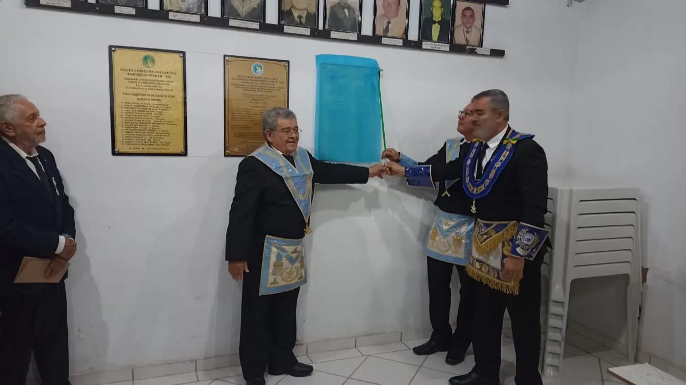 Registro fotográfico: SESSÃO MAGNA PÚBLICA ALUSIVA AO 59º ANO DE FUNDAÇÃO DA ARLS TRAMPOLIM DA VITÓRIA, Nº 1.606, ORIENTE DE NATAL/RN