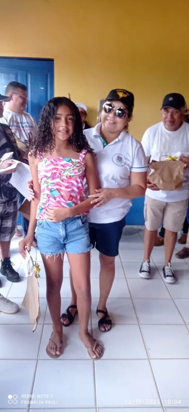 Registro fotográfico: AÇÃO FILANTRÓPICA REALIZADA PELA ARLS LUIZ GONZAGA DO NASCIMENTO, Nº 4.567, ORIENTE DE SANTA MARIA/RN, EM CONJUNTO COM A FRATERNIDADE FEMININA CRUZEIRO DO SUL – FLOR DO MANDACARU