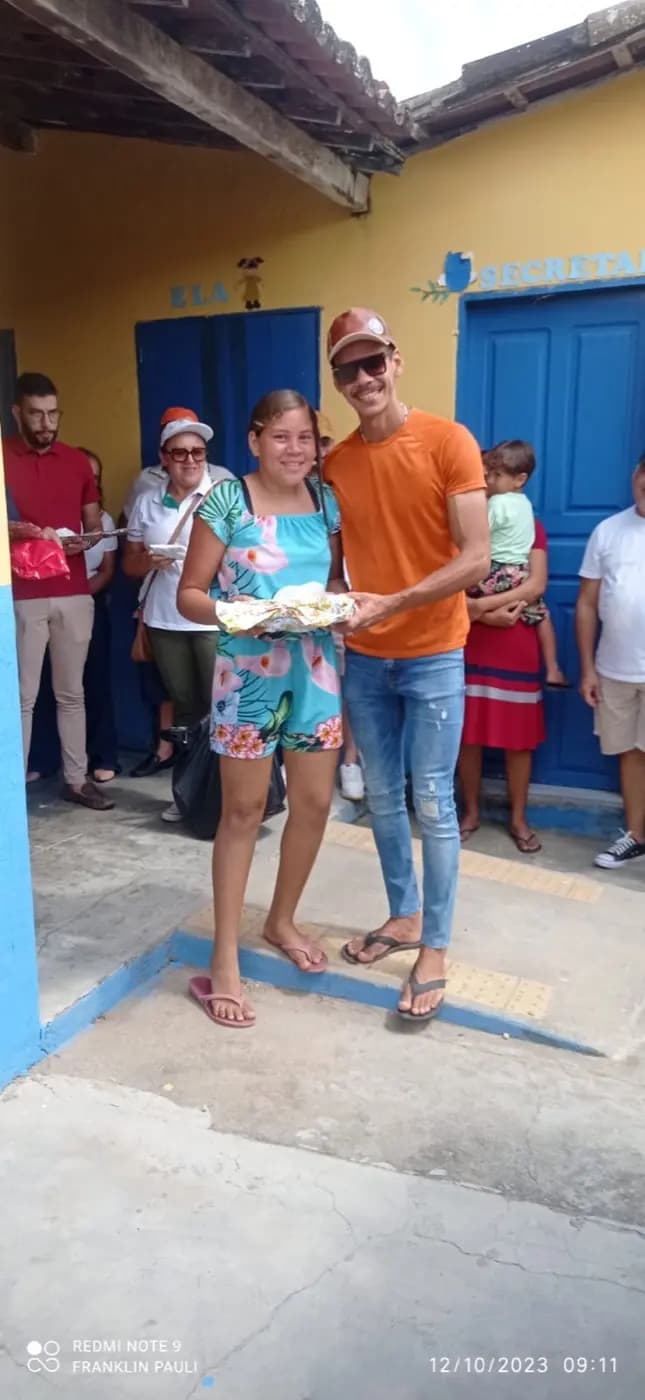 Registro fotográfico: AÇÃO FILANTRÓPICA REALIZADA PELA ARLS LUIZ GONZAGA DO NASCIMENTO, Nº 4.567, ORIENTE DE SANTA MARIA/RN, EM CONJUNTO COM A FRATERNIDADE FEMININA CRUZEIRO DO SUL – FLOR DO MANDACARU
