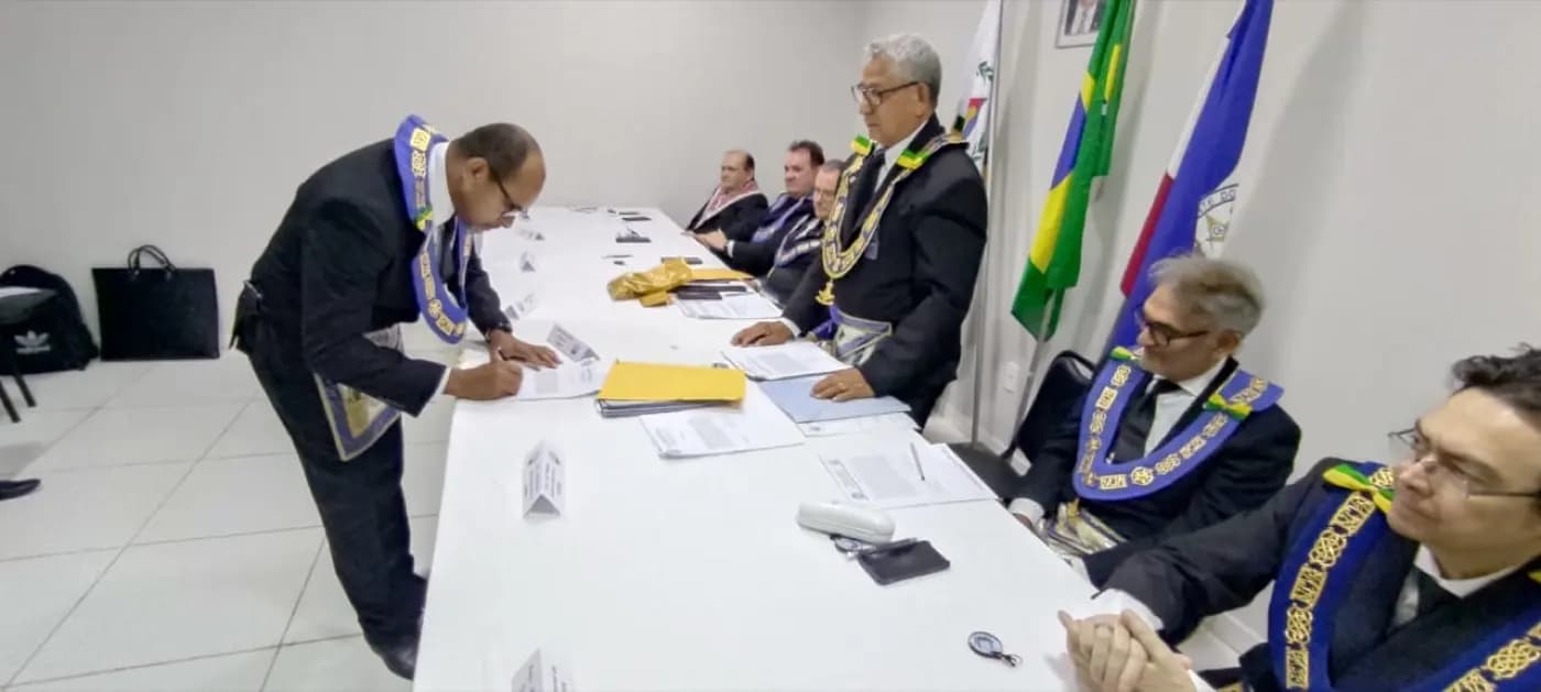 Registro fotográfico: CERIMÔNIA DE POSSE DOS MEMBROS DOS TRIBUNAIS MAÇÔNICOS E DO PROCURADOR-GERAL ESTADUAL MAÇÔNICO DO GOB/RN