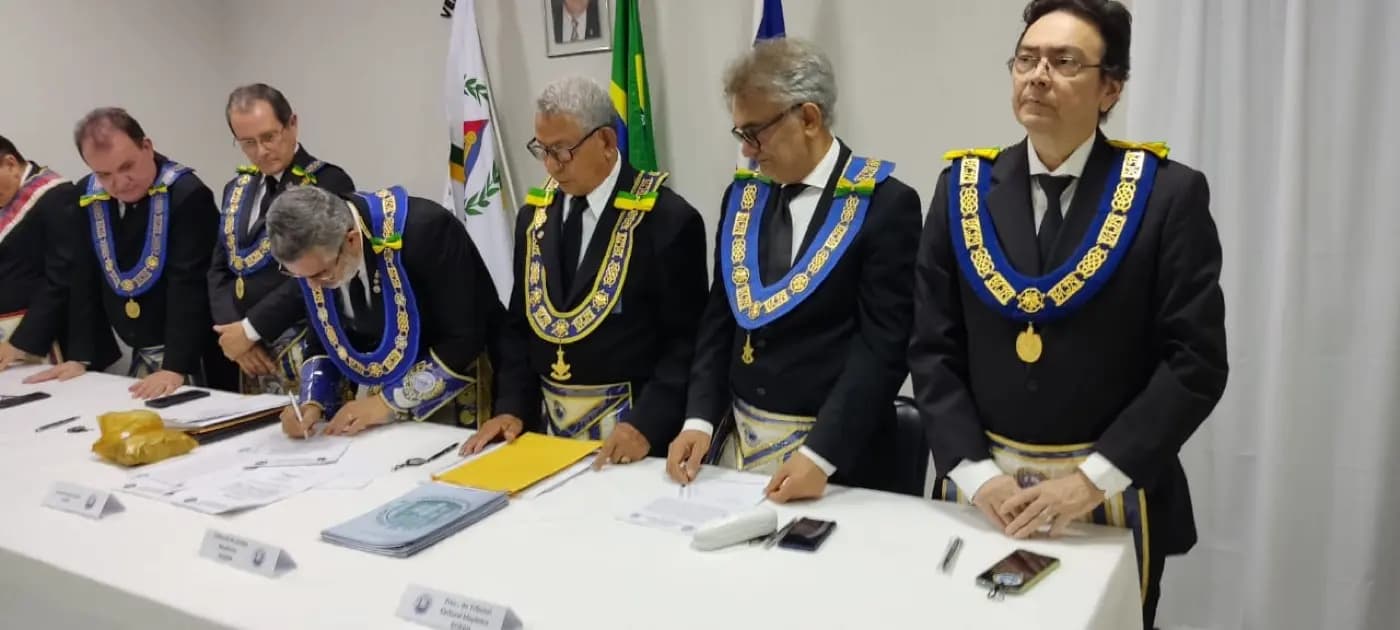 Registro fotográfico: CERIMÔNIA DE POSSE DOS MEMBROS DOS TRIBUNAIS MAÇÔNICOS E DO PROCURADOR-GERAL ESTADUAL MAÇÔNICO DO GOB/RN