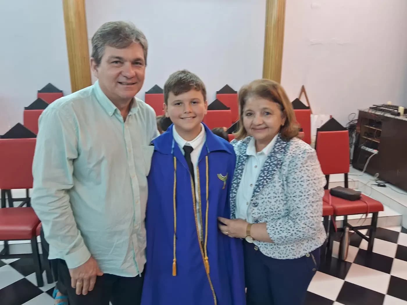 Registro fotográfico: PARTICIPAÇÃO DO GRÃO-MESTRE DO GOB/RN NA SESSÃO DE ADMISSÃO DE NOVOS MEMBROS DO NÚCLEO ALFA UNIÃO NATALENSE APJ GOB RN (AÇÃO PARAMAÇÔNICA JUVENIL) E ALUSIVA AO ANIVERSÁRIO DE 24 ANOS DE FUNDAÇÃO DO NÚCLEO