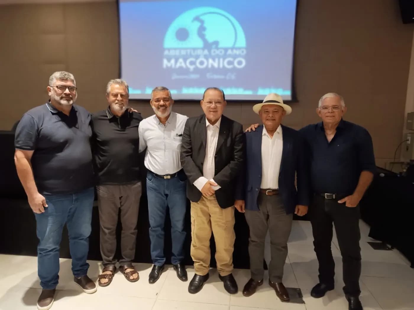 Registro fotográfico: ABERTURA DO ANO MAÇÔNICO DO GRANDE ORIENTE DO BRASIL (GOB).