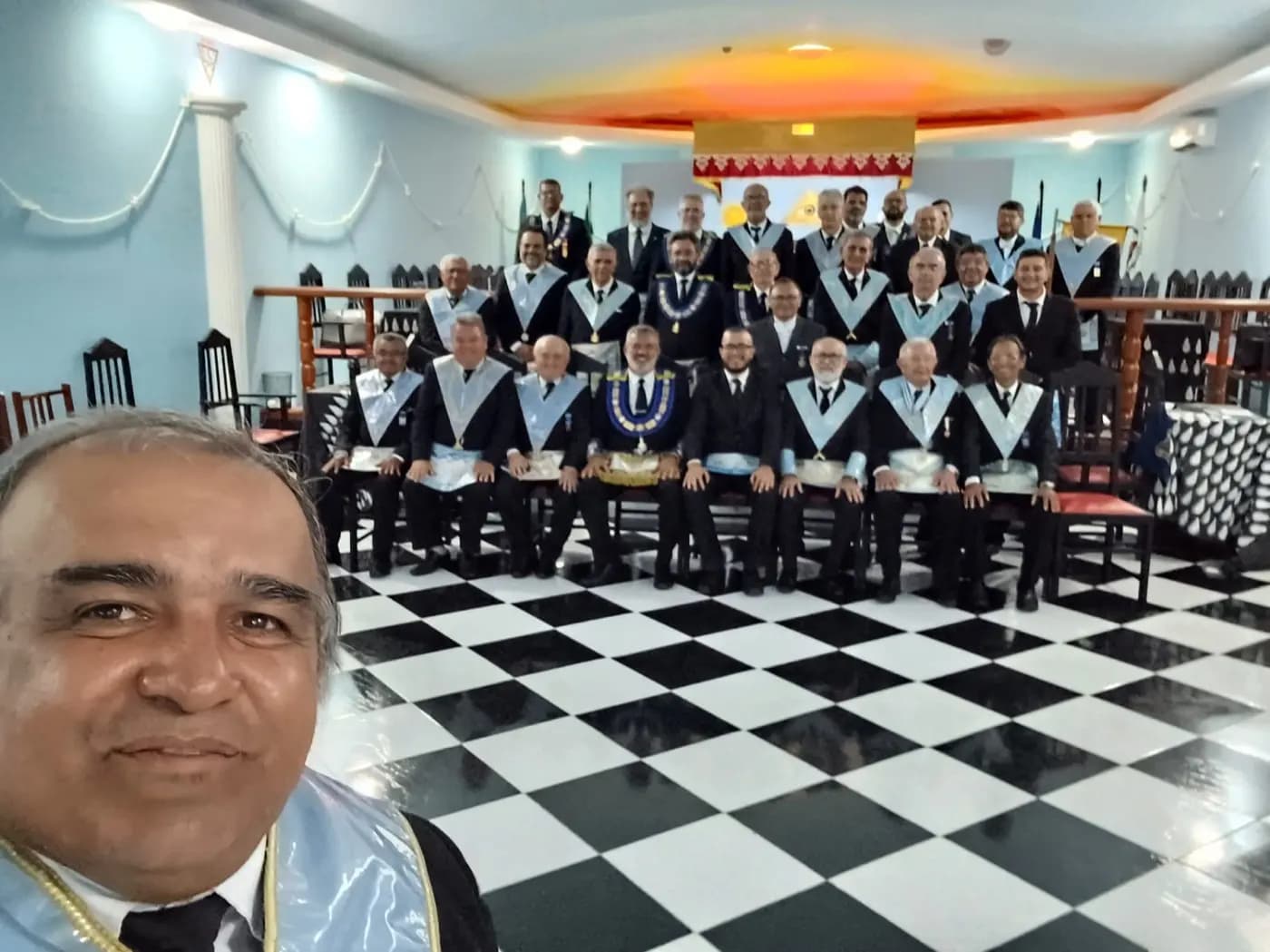 Registro fotográfico: PARTICIPAÇÃO DO GRÃO-MESTRE DO GOB/RN NA SESSÃO MAGNA DE EXALTAÇÃO DA ARLS GENTIL MARINHO Nº 2.070, ORIENTE DE PARNAMIRIM/RN.