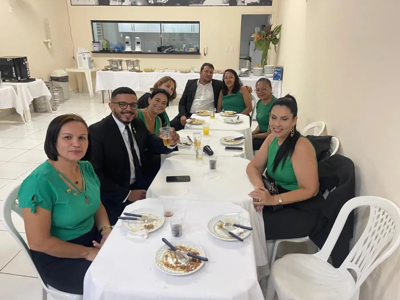 Registro fotográfico: PARTICIPAÇÃO DO GRÃO-MESTRE DO GOB/RN NA SESSÃO MAGNA DE INICIAÇÃO DA ARLS JOÃO CECÍLIO DA COSTA N° 2.116, ORIENTE DE NATAL/RN.