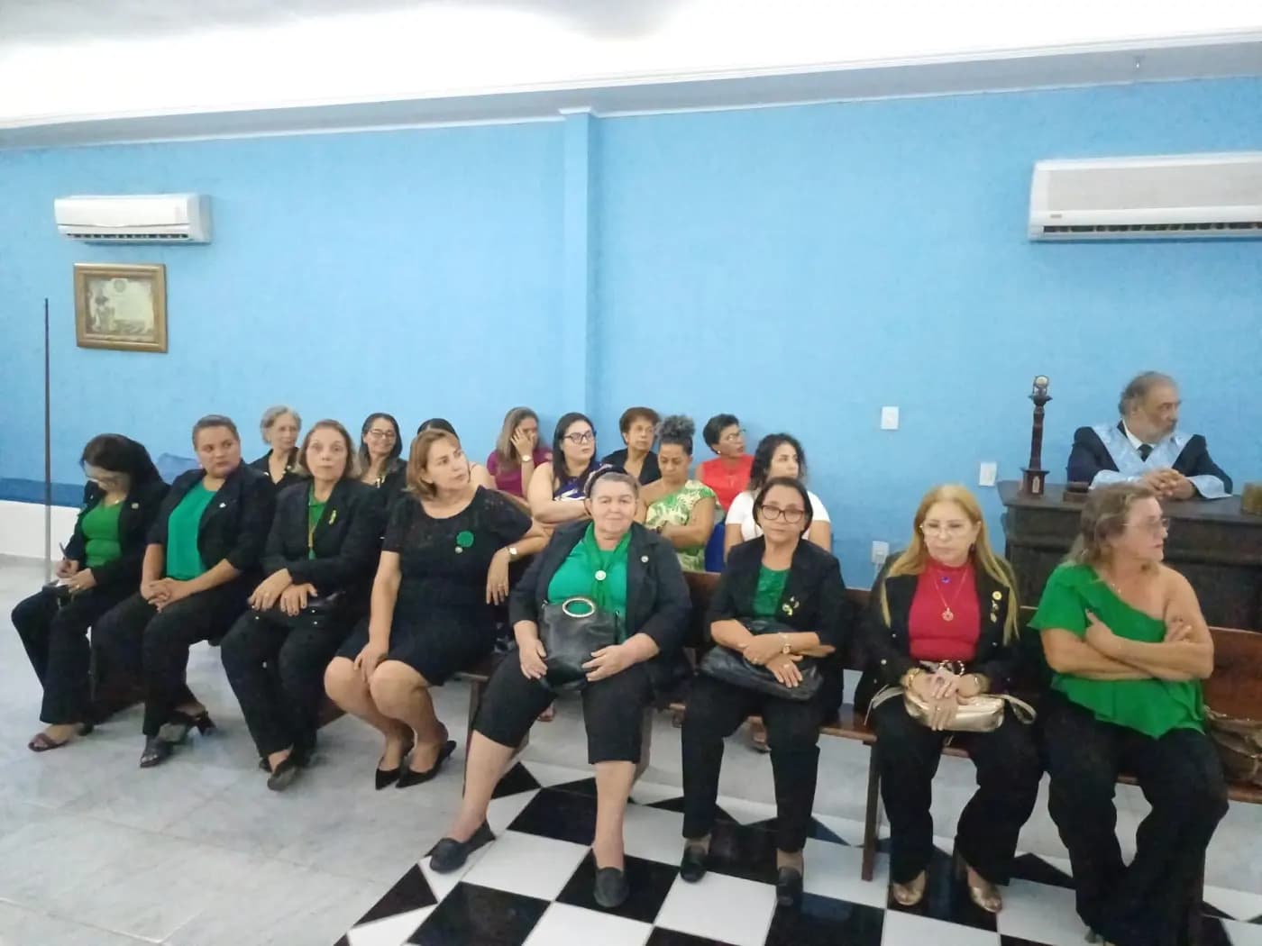 Registro fotográfico: SESSÃO MAGNA PÚBLICA ALUSIVA AO 31º ANO DE FUNDAÇÃO DA ARLS PEDRO ALVES PINHEIRO Nº 3.018, ORIENTE DE EXTREMOZ/RN.