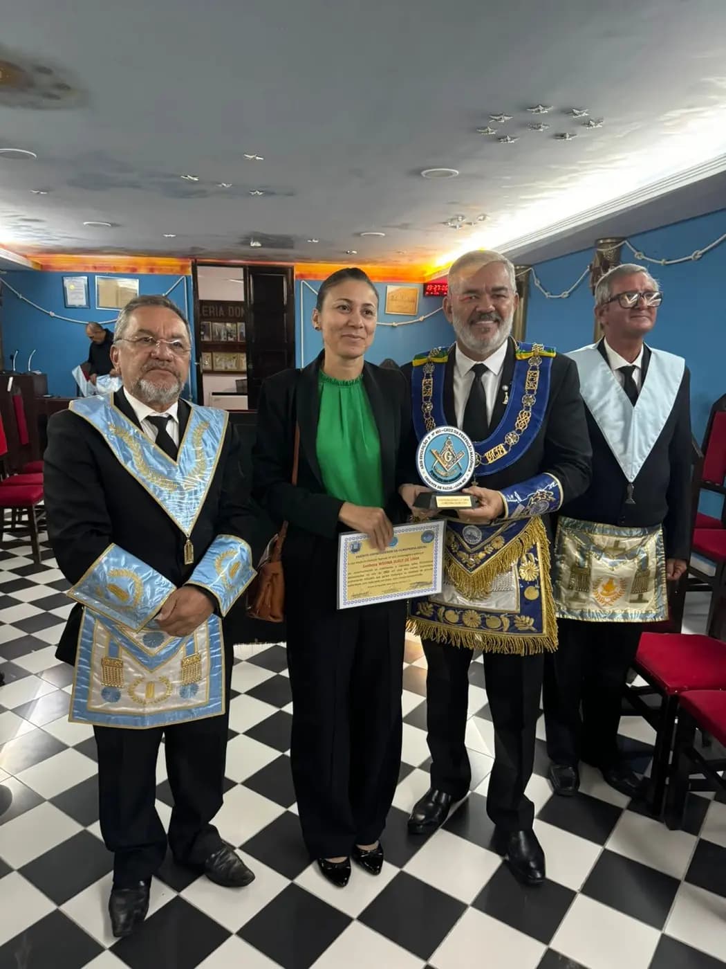 Registro fotográfico: PARTICIPAÇÃO DO GRÃO-MESTRE DO GOB/RN E COMITIVA NA SESSÃO ORDINÁRIA, NO GRAU DE APRENDIZ MAÇOM, DA ARLS EVOLUÇÃO SEGUNDA N° 852, ORIENTE DE NATAL/RN.