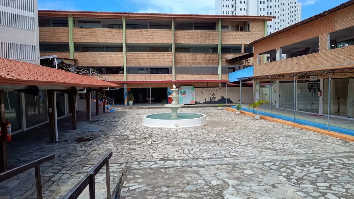 Registro fotográfico: VISITA DE COMISSÃO ORGANIZADORA DO “3º SÃO JOÃO DO GOB/RN” AO SHOPPING POTIGUAR, LOCAL ONDE OCORRERÁ O EVENTO JUNINO INSTITUCIONAL