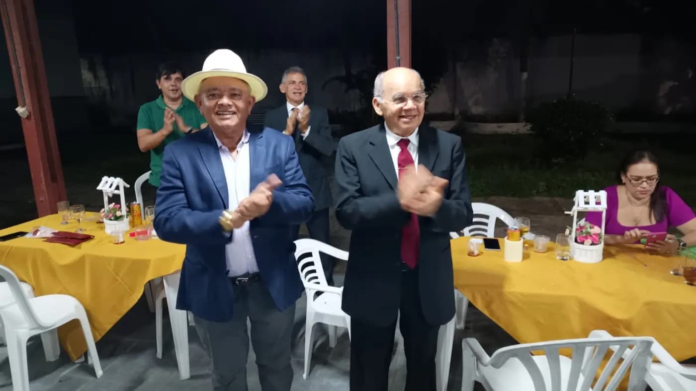 Registro fotográfico: PARTICIPAÇÃO DO GRÃO-MESTRE DO GOB/RN NA SESSÃO MAGNA PÚBLICA CONJUNTA EM COMEMORAÇÃO AO DIA DAS MÃES, REALIZADA PELAS LOJAS MAÇÔNICAS UNIÃO NATALENSE Nº 2.414, AURORA DO ORIENTE Nº 3.269, ARY REIS DUARTE Nº 4.251, UNIVERSITÁRIA ESTRELA NATALENSE Nº 4.122 E MONTEIRO LOBATO Nº 4.162, TODAS DO ORIENTE DE PARNAMIRIM/RN.