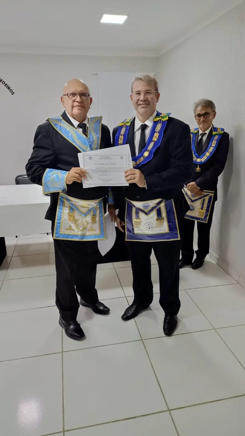 Registro fotográfico: PARTICIPAÇÃO DO GRÃO-MESTRE DO GOB-RN NO ATO DE DIPLOMAÇÃO DE ELEITOS REALIZADO PELO TRIBUNAL ELEITORAL ESTADUAL MAÇÔNICO DO GOB-RN.