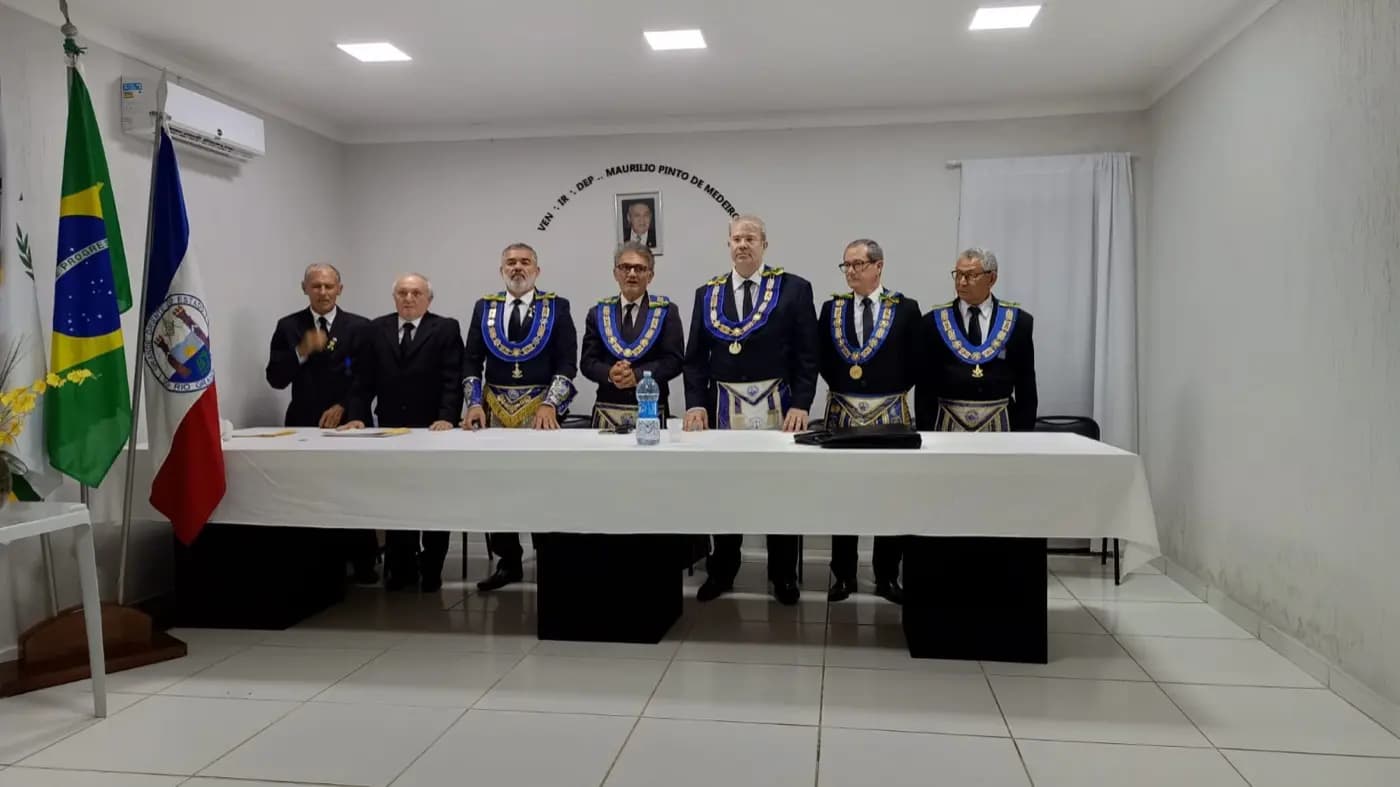 Registro fotográfico: PARTICIPAÇÃO DO GRÃO-MESTRE DO GOB-RN NO ATO DE DIPLOMAÇÃO DE ELEITOS REALIZADO PELO TRIBUNAL ELEITORAL ESTADUAL MAÇÔNICO DO GOB-RN.