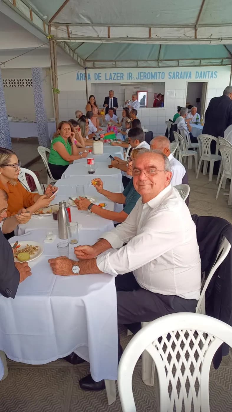 Registro fotográfico: PARTICIPAÇÃO DO GRÃO-MESTRE E COMITIVA DO GOB/RN NA SESSÃO MAGNA DE INICIAÇÃO REALIZADA PELA ARLS FRATERNIDADE E JUSTIÇA III N° 1.757, ORIENTE DE CURRAIS NOVOS/RN.