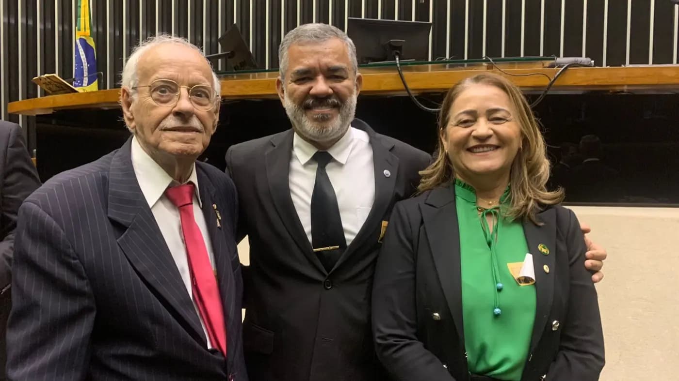 Registro fotográfico: PARTICIPAÇÃO DO GRÃO-MESTRE DO GOB/RN E COMITIVA NA SUPREMA CONGREGAÇÃO/2024 DO GOB E NA SESSÃO SOLENE DO CONGRESSO NACIONAL, EM HOMENAGEM AO DIA DO MAÇOM.