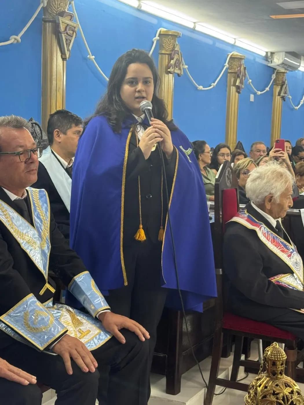 Registro fotográfico: SESSÃO MAGNA PÚBLICA ALUSIVA AO 118º ANO DE FUNDAÇÃO DA ARLS EVOLUÇÃO SEGUNDA Nº 852, ORIENTE DE NATAL/RN.