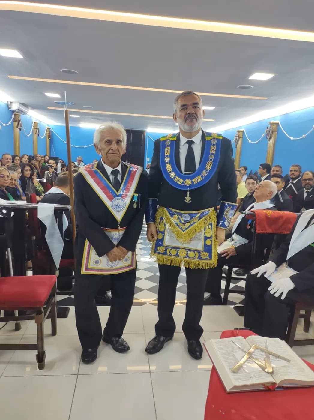 Registro fotográfico: SESSÃO MAGNA PÚBLICA ALUSIVA AO 118º ANO DE FUNDAÇÃO DA ARLS EVOLUÇÃO SEGUNDA Nº 852, ORIENTE DE NATAL/RN.