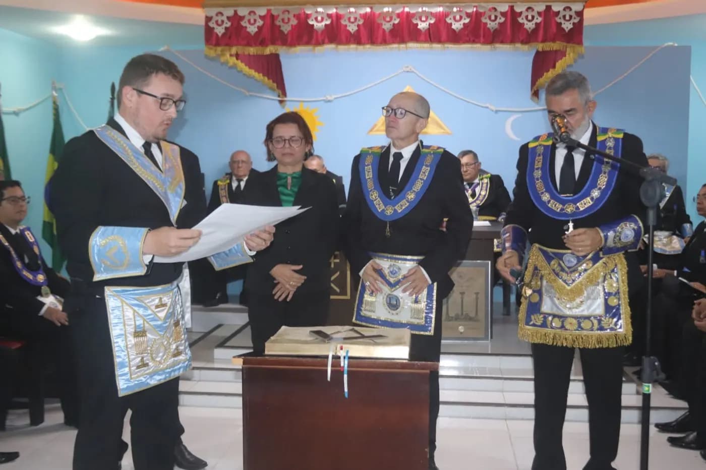 Registro fotográfico: SESSÃO MAGNA PÚBLICA EM CONJUNTO DAS TRÊS POTÊNCIAS MAÇÔNICAS REGULARES DO RIO GRANDE DO NORTE (GOB/RN, GLERN E GORN), ALUSIVA AO DIA DO MAÇOM/2024.