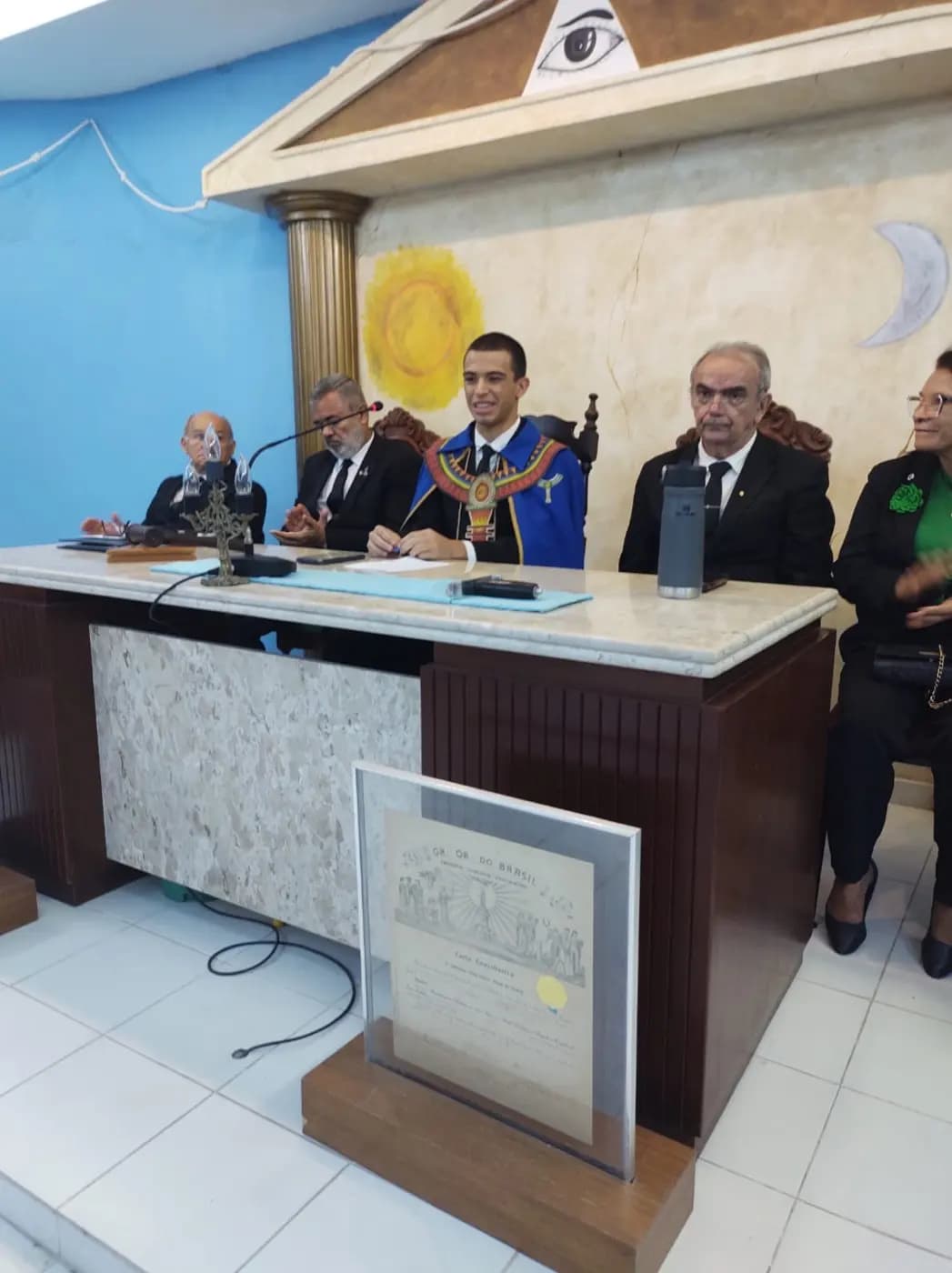 Registro fotográfico: SESSÃO DE POSSE DA NOVA DIRETORIA DO NÚCLEO ALFA UNIÃO NATALENSE N°42, DA AÇÃO PARAMAÇÔNICA JUVENIL DO GRANDE ORIENTE DO BRASIL.