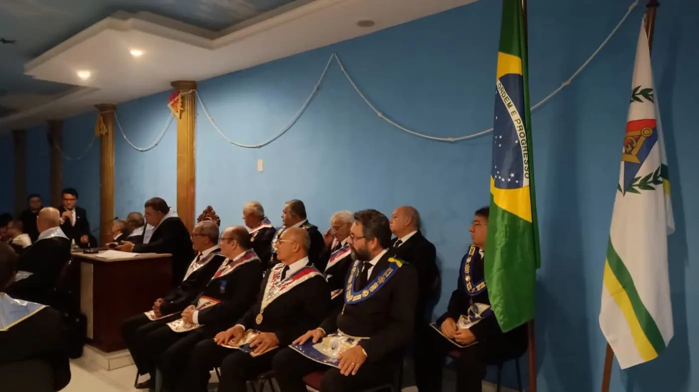 Registro fotográfico: SESSÃO MAGNA PÚBLICA ALUSIVA AO 51º ANO DE FUNDAÇÃO DA LOJA MAÇÔNICA UNIÃO NATALENSE Nº 2.414, ORIENTE DE PARNAMIRIM/RN, E AO DIA INTERNACIONAL DA MULHER.
