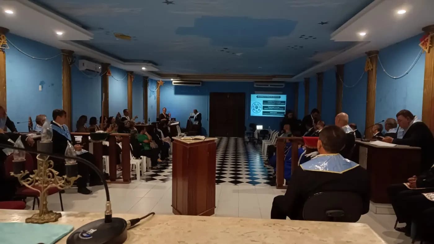 Registro fotográfico: SESSÃO MAGNA PÚBLICA ALUSIVA AO 51º ANO DE FUNDAÇÃO DA LOJA MAÇÔNICA UNIÃO NATALENSE Nº 2.414, ORIENTE DE PARNAMIRIM/RN, E AO DIA INTERNACIONAL DA MULHER.
