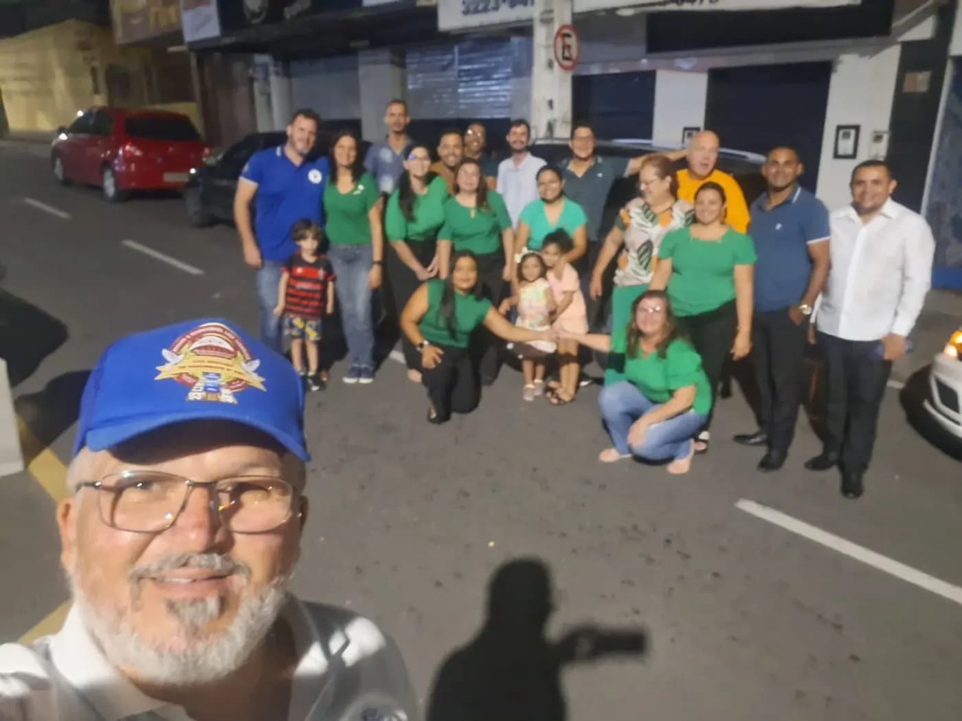 Registro fotográfico: AÇÃO FILANTRÓPICA REALIZADA PELA LOJA MAÇÔNICA LUIZ GONZAGA DO NASCIMENTO, Nº 4.567, ORIENTE DE PARNAMIRIM-RN, EM CONJUNTO COM A FRATERNIDADE FEMININA CRUZEIRO DO SUL – FLOR DO MANDACARU.