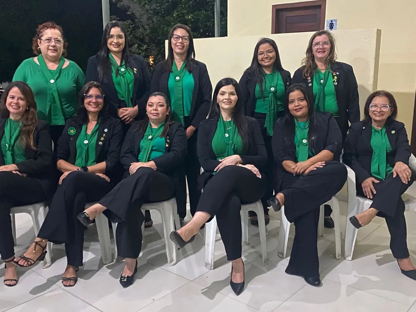 Registro fotográfico: SESSÃO MAGNA DE INSTALAÇÃO E POSSE DE VENERÁVEL MESTRE E POSSE DA NOVA DIRETORIA DA LOJA MAÇÔNICA LUIZ GONZAGA DO NASCIMENTO Nº 4.567, ORIENTE DE PARNAMIRIML-RN, ELEITOS PARA O BIÊNIO 2025/2027.