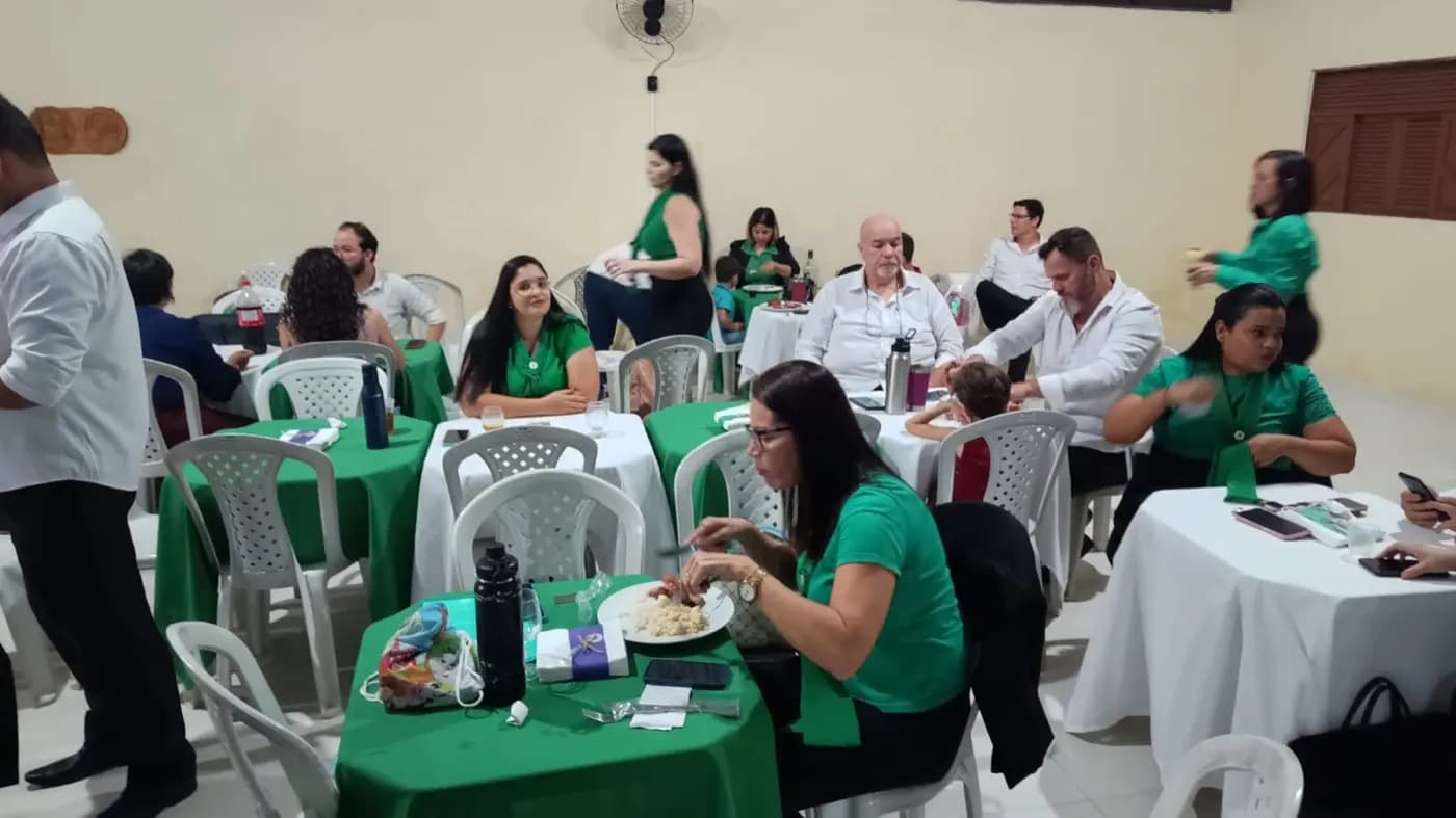 Registro fotográfico: SESSÃO MAGNA DE INSTALAÇÃO E POSSE DE VENERÁVEL MESTRE E POSSE DA NOVA DIRETORIA DA LOJA MAÇÔNICA LUIZ GONZAGA DO NASCIMENTO Nº 4.567, ORIENTE DE PARNAMIRIML-RN, ELEITOS PARA O BIÊNIO 2025/2027.