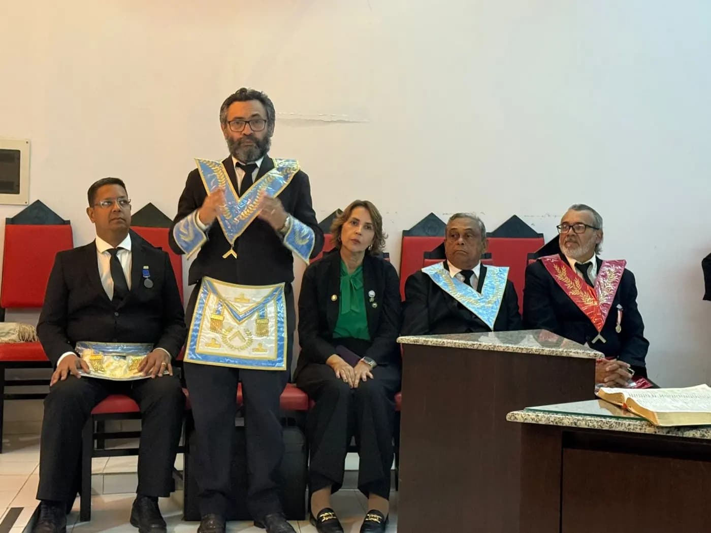 Registro fotográfico: SESSÃO MAGNA PÚBLICA EM CONJUNTO, EM HOMENAGEM À PROCLAMAÇÃO DA INDEPENDÊNCIA DO BRASIL, REALIZADA PELAS LOJAS MAÇÔNICAS JOÃO CECÍLIO DA COSTA N° 2.116, ORIENTE DE NATAL-RN, E SENADOR JOÃO CÂMARA Nº 3268, ORIENTE DE JOÃO CÂMARA-RN.
