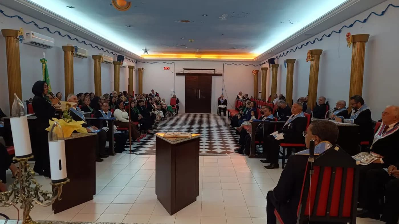 Registro fotográfico: SESSÃO MAGNA PÚBLICA CONJUNTA ALUSIVA AO “SETEMBRO AMARELHO”.