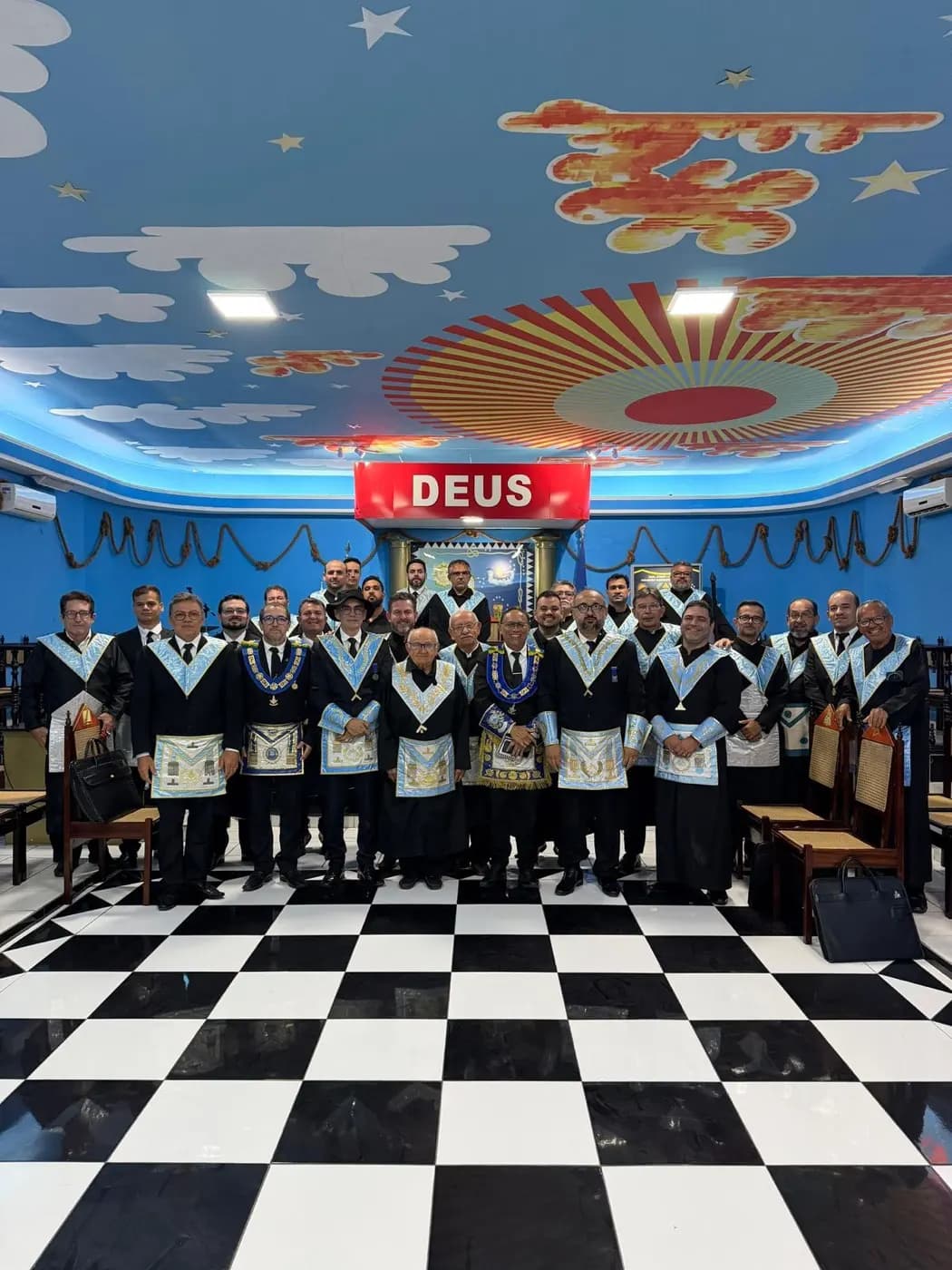 Registro fotográfico: LOJA MAÇÔNICA SEBASTIÃO VASCONCELOS DOS SANTOS Nº 3759, ORIENTE DE MOSSORÓ/RN – SESSÃO ORDINÁRIA DE INSTRUÇÃO NO GRAU DE APRENDIZ MAÇOM.
