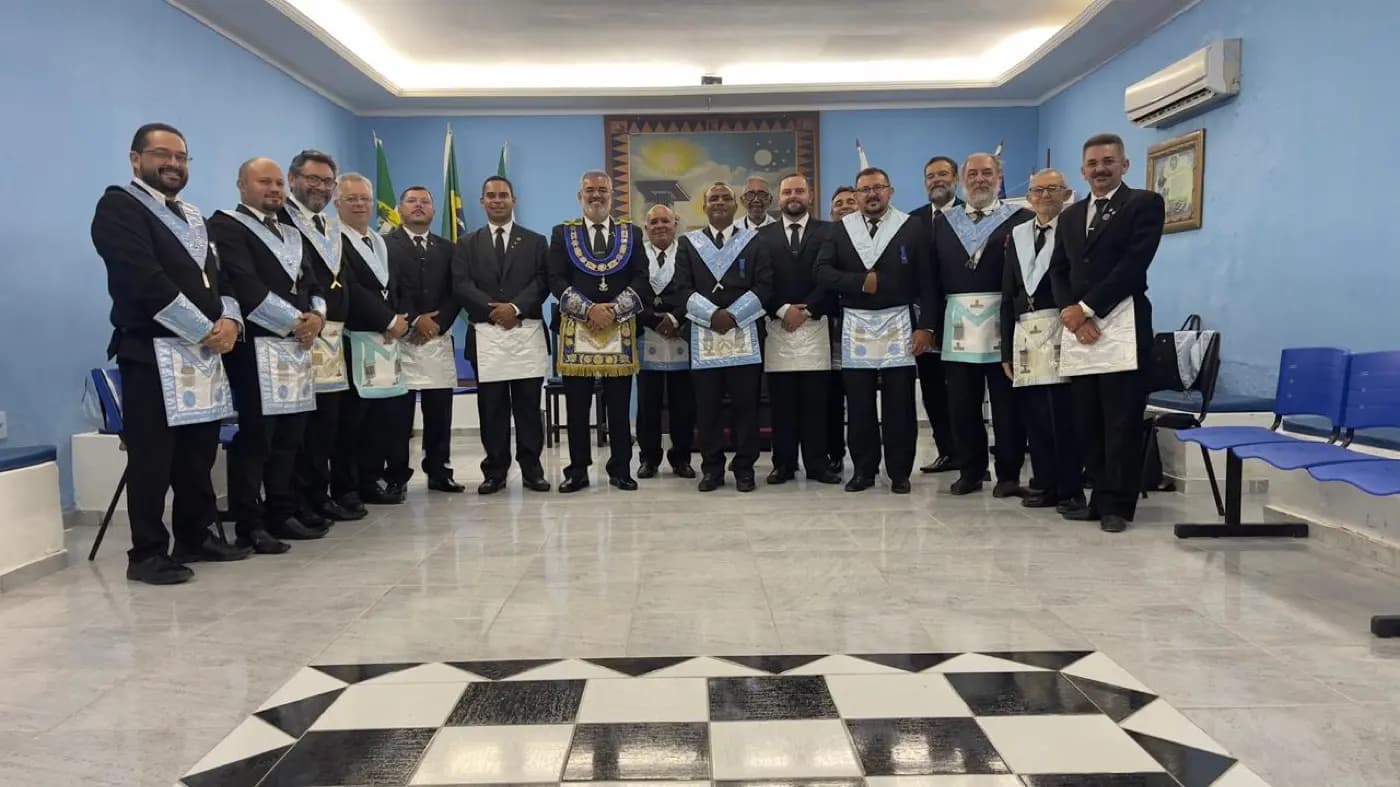 Registro fotográfico: LOJA MAÇÔNICA PEDRO ALVES PINHEIRO Nº 3918, ORIENTE DE EXTREMOZ/RN – SESSÃO ORDINÁRIA NO GRAU DE APRENDIZ MAÇOM.