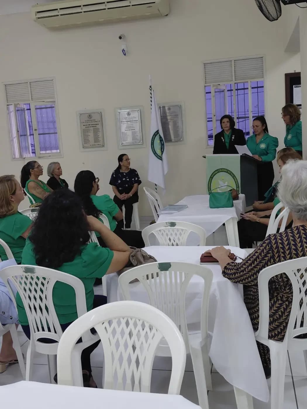 Registro fotográfico: LOJA MAÇÔNICA JOÃO CECÍLIO DA COSTA N° 2.116, ORIENTE DE NATAL/RN –SESSÃO MAGNA DE INICIAÇÃO.
