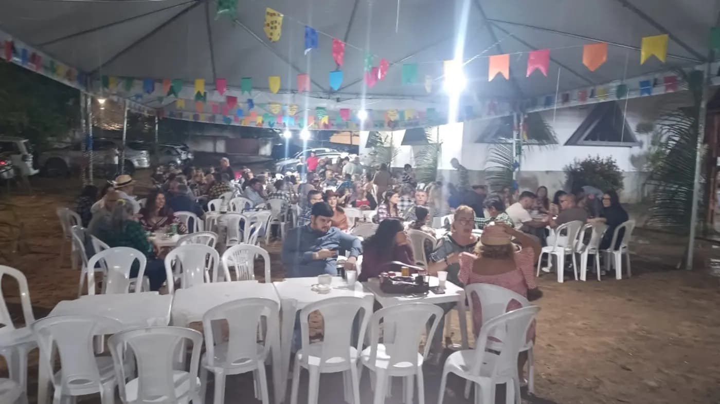 Registro fotográfico: PARTICIPAÇÃO DO GRÃO-MESTRE DO GOB-RN NO “XXVI ARRAIÁ DA PEDRA BRUTA”, REALIZADO PELA LOJA MAÇÔNICA UNIÃO NATALENSE Nº 2.414, ORIENTE DE PARNAMIRIM/RN.