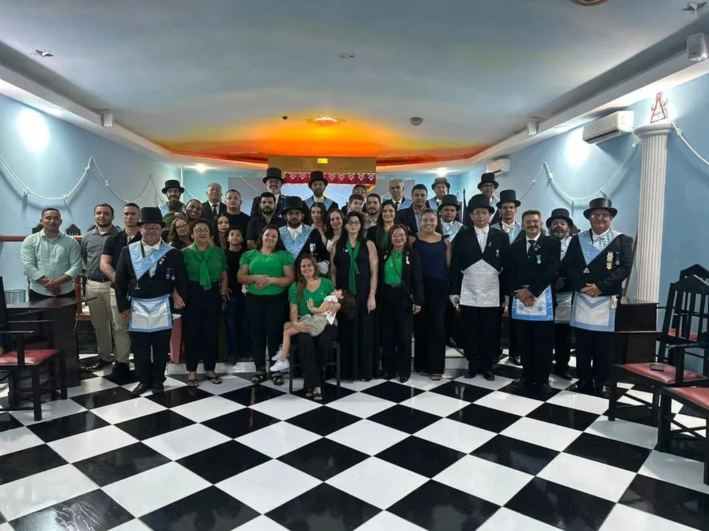 Registro fotográfico: LOJA MAÇÔNICA LUIZ GONZAGA DO NASCIMENTO Nº 4.567, ORIENTE DE PARNAMIRIM/RN – SESSÃO MAGNA PÚBLICA EM HOMENAGEM AO DIA DOS PAIS.