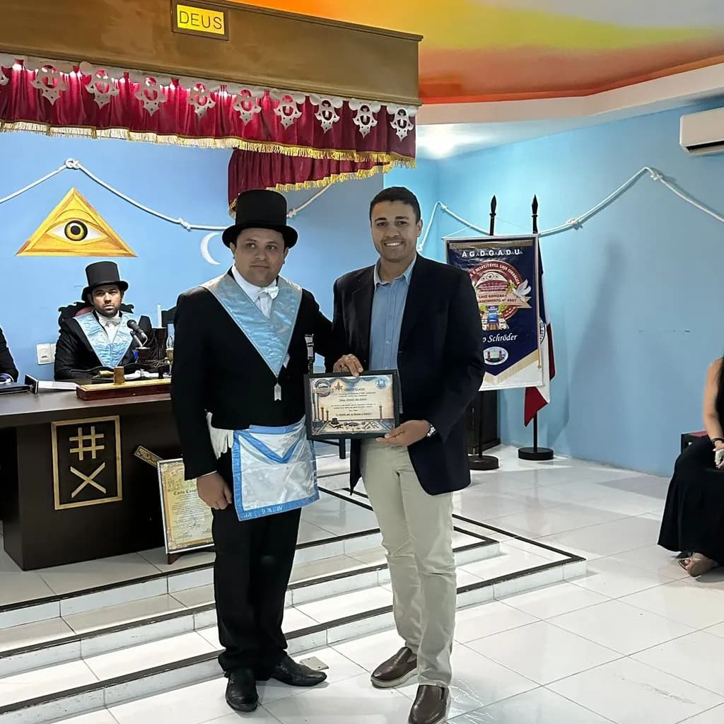 Registro fotográfico: LOJA MAÇÔNICA LUIZ GONZAGA DO NASCIMENTO Nº 4.567, ORIENTE DE PARNAMIRIM/RN – SESSÃO MAGNA PÚBLICA EM HOMENAGEM AO DIA DOS PAIS.