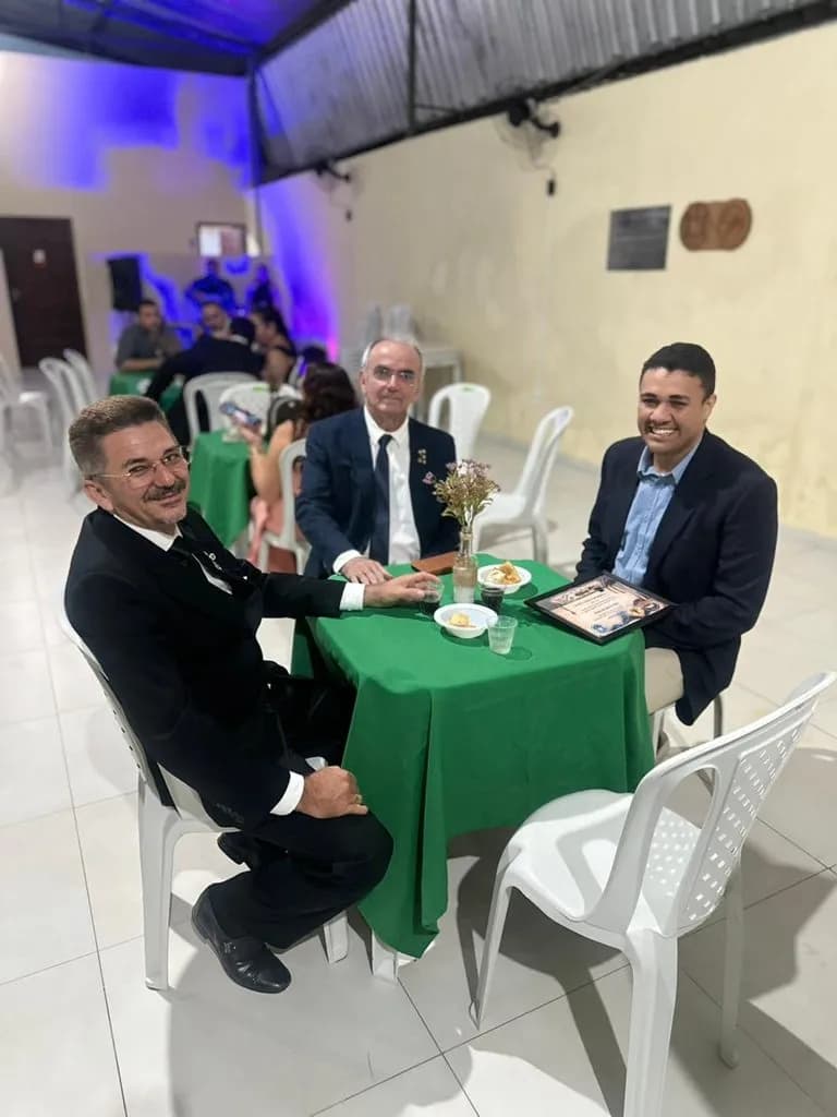 Registro fotográfico: LOJA MAÇÔNICA LUIZ GONZAGA DO NASCIMENTO Nº 4.567, ORIENTE DE PARNAMIRIM/RN – SESSÃO MAGNA PÚBLICA EM HOMENAGEM AO DIA DOS PAIS.