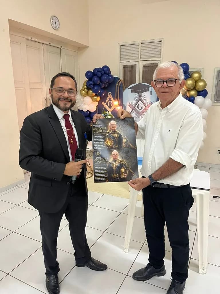 Registro fotográfico: LOJA MAÇÔNICA UNIVERSITÁRIA MÁRIO VILAR DE MELO Nº 4.085, ORIENTE DE NATAL/RN – SESSÃO MAGNA DE ELEVAÇÃO E ATO EM HOMENAGEM AO ANIVERSÁRIO DA LOJA E AO DIA DOS PAIS.