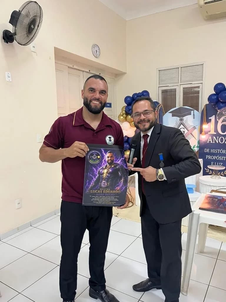 Registro fotográfico: LOJA MAÇÔNICA UNIVERSITÁRIA MÁRIO VILAR DE MELO Nº 4.085, ORIENTE DE NATAL/RN – SESSÃO MAGNA DE ELEVAÇÃO E ATO EM HOMENAGEM AO ANIVERSÁRIO DA LOJA E AO DIA DOS PAIS.