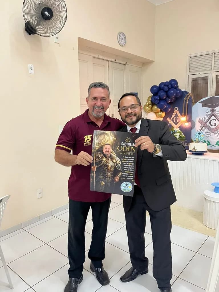 Registro fotográfico: LOJA MAÇÔNICA UNIVERSITÁRIA MÁRIO VILAR DE MELO Nº 4.085, ORIENTE DE NATAL/RN – SESSÃO MAGNA DE ELEVAÇÃO E ATO EM HOMENAGEM AO ANIVERSÁRIO DA LOJA E AO DIA DOS PAIS.