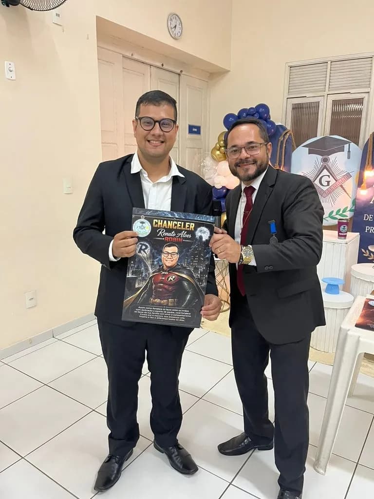 Registro fotográfico: LOJA MAÇÔNICA UNIVERSITÁRIA MÁRIO VILAR DE MELO Nº 4.085, ORIENTE DE NATAL/RN – SESSÃO MAGNA DE ELEVAÇÃO E ATO EM HOMENAGEM AO ANIVERSÁRIO DA LOJA E AO DIA DOS PAIS.