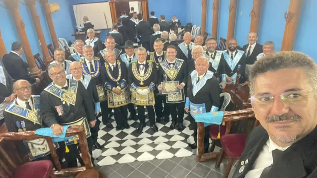 Registro fotográfico: PARTICIPAÇÃO DO GRÃO-MESTRE DO GOB-RN NA SESSÃO MAGNA PÚBLICA COMEMORATIVA REALIZADA PELA LOJA MAÇÔNICA SÃO JOSÉ Nº 17, ORIENTE DE SÃO JOSÉ DO MIPIBU/RN (GLERN).