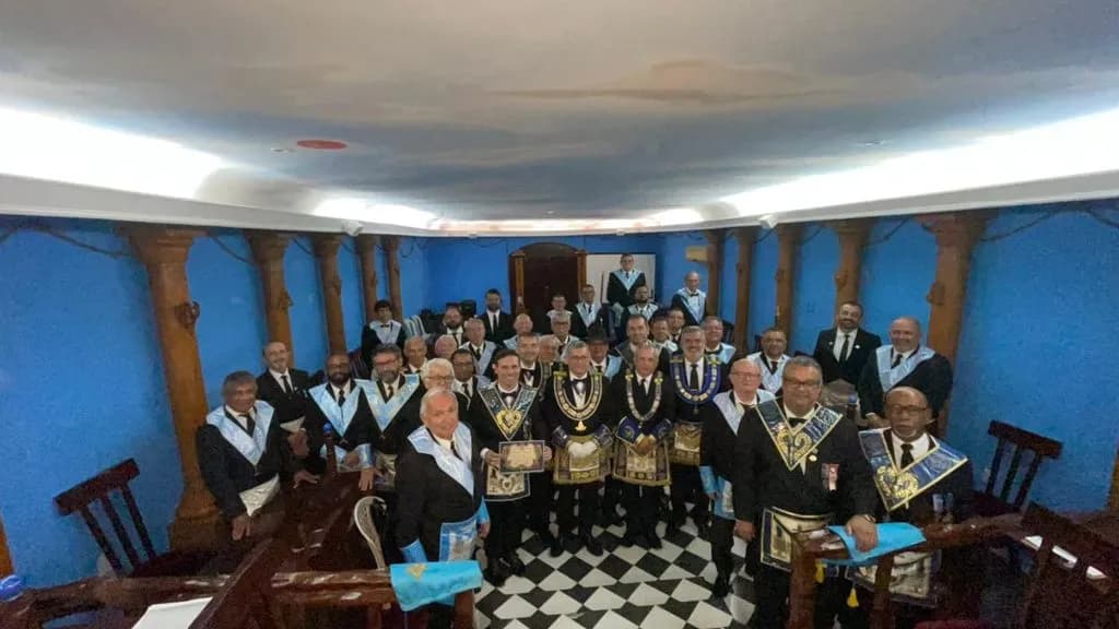 Registro fotográfico: PARTICIPAÇÃO DO GRÃO-MESTRE DO GOB-RN NA SESSÃO MAGNA PÚBLICA COMEMORATIVA REALIZADA PELA LOJA MAÇÔNICA SÃO JOSÉ Nº 17, ORIENTE DE SÃO JOSÉ DO MIPIBU/RN (GLERN).