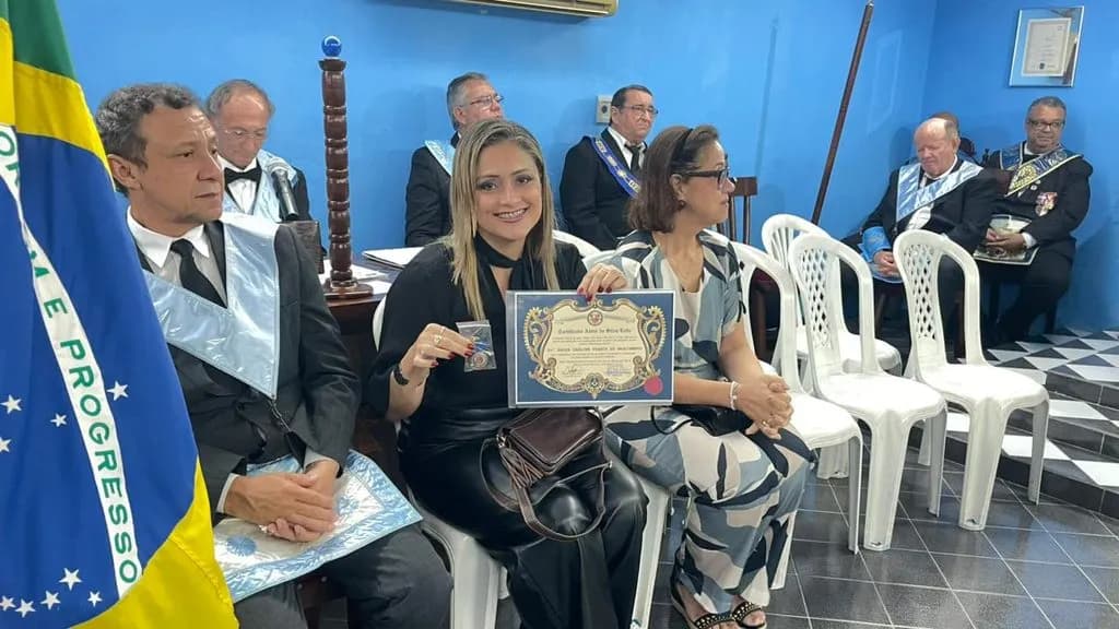 Registro fotográfico: PARTICIPAÇÃO DO GRÃO-MESTRE DO GOB-RN NA SESSÃO MAGNA PÚBLICA COMEMORATIVA REALIZADA PELA LOJA MAÇÔNICA SÃO JOSÉ Nº 17, ORIENTE DE SÃO JOSÉ DO MIPIBU/RN (GLERN).
