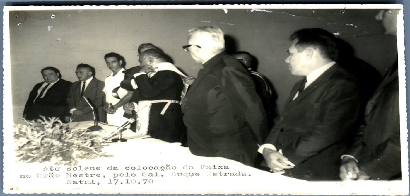 Colocação da Faixa no Grão-Mestre
