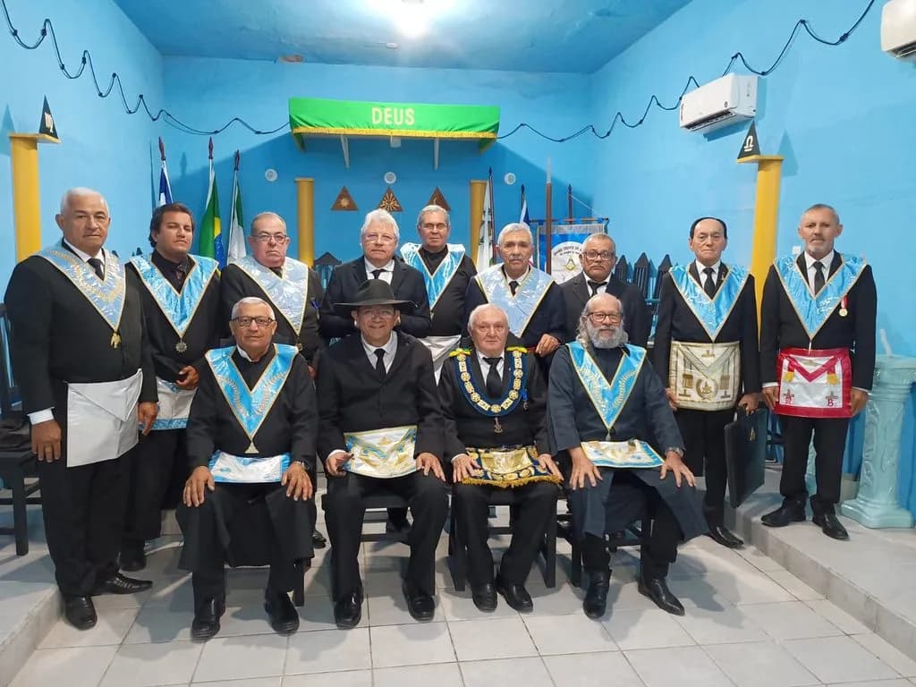 Registro fotográfico: LOJA MAÇÔNICA DESEMBARGADOR AMARO DE SOUZA MARINHO FILHO Nº 3268, ORIENTE DE JOÃO CÂMARA/RN –SESSÃO ORDINÁRIA NO GRAU DE APRENDIZ MAÇOM.