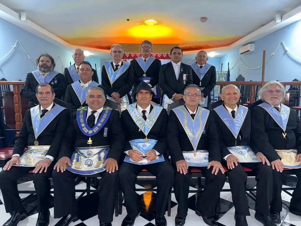 Registro fotográfico: SESSÃO MAGNA EM HOMENAGEM À PROCLAMAÇÃO DA INDEPENDÊNCIA DO BRASIL, REALIZADA PELA LOJA MAÇÔNICA LIBERDADE E JUSTIÇA Nº 2.340, ORIENTE DE PARNAMIRIM/RN.